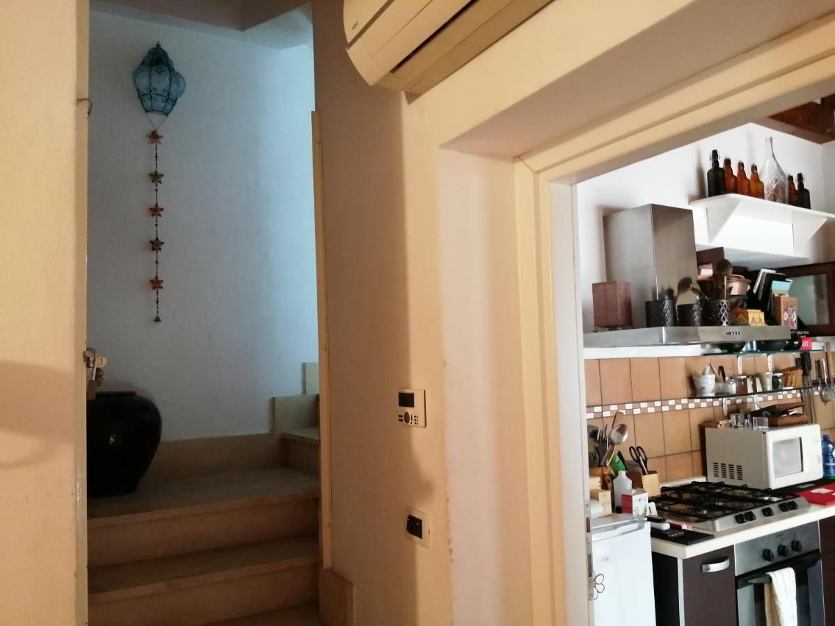 Aly Art Apartment Taormina Duomo, Gulf & Etna View Buitenkant foto