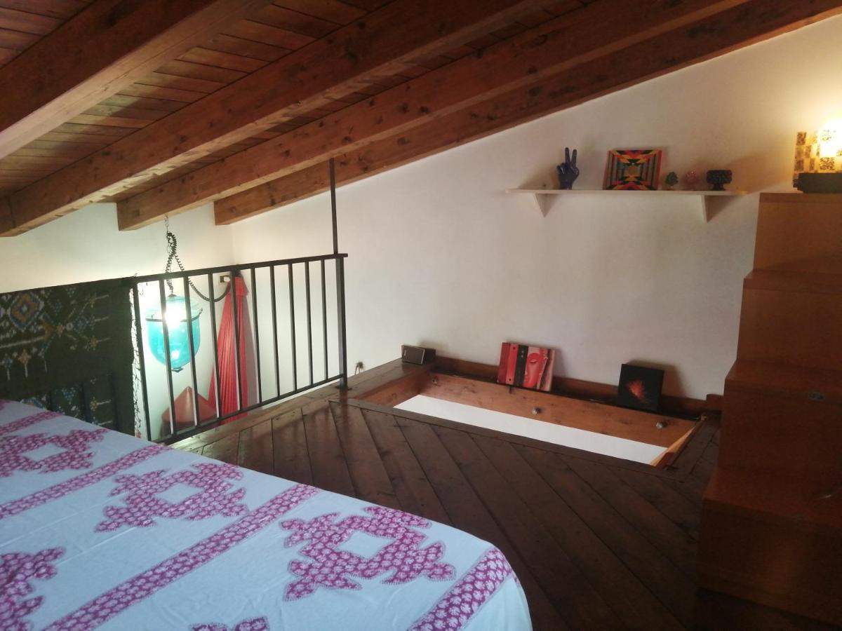 Aly Art Apartment Taormina Duomo, Gulf & Etna View Buitenkant foto
