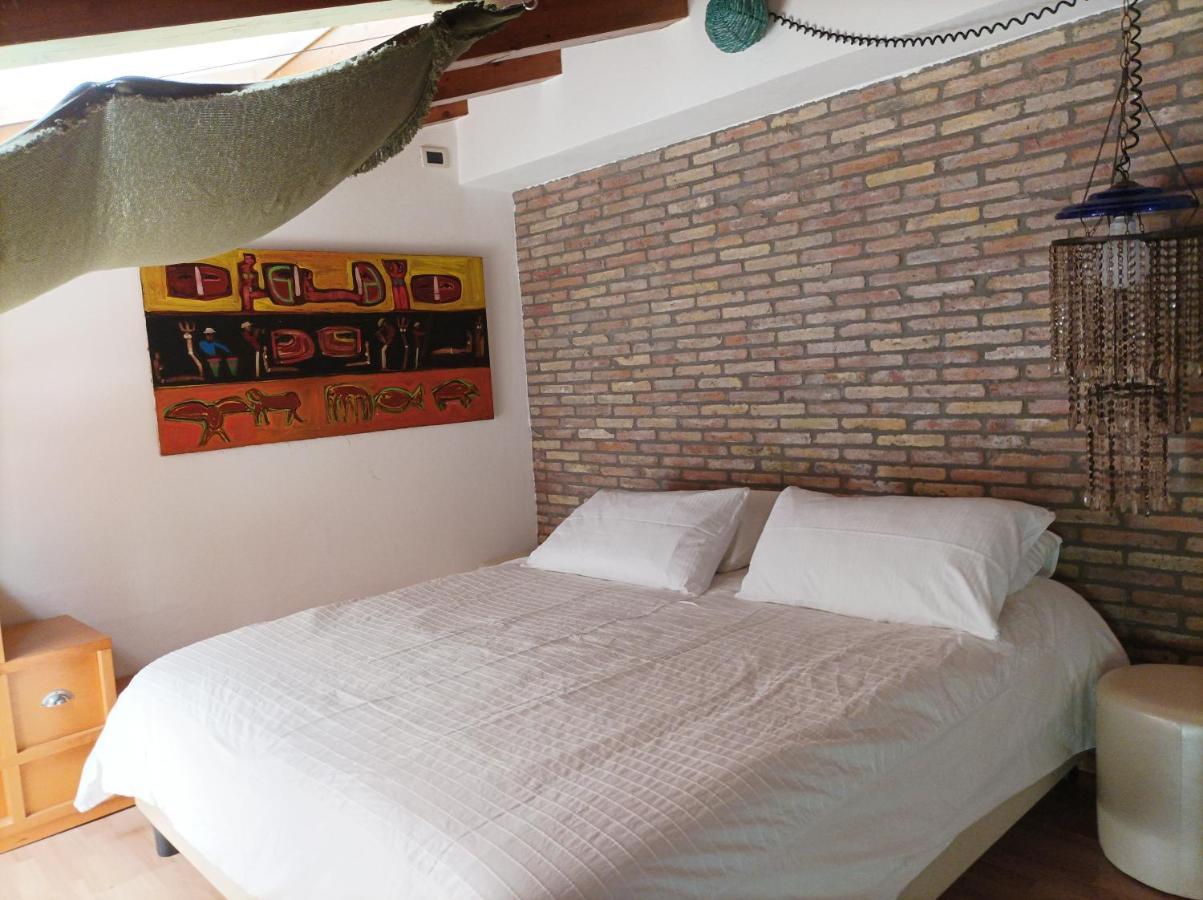 Aly Art Apartment Taormina Duomo, Gulf & Etna View Buitenkant foto