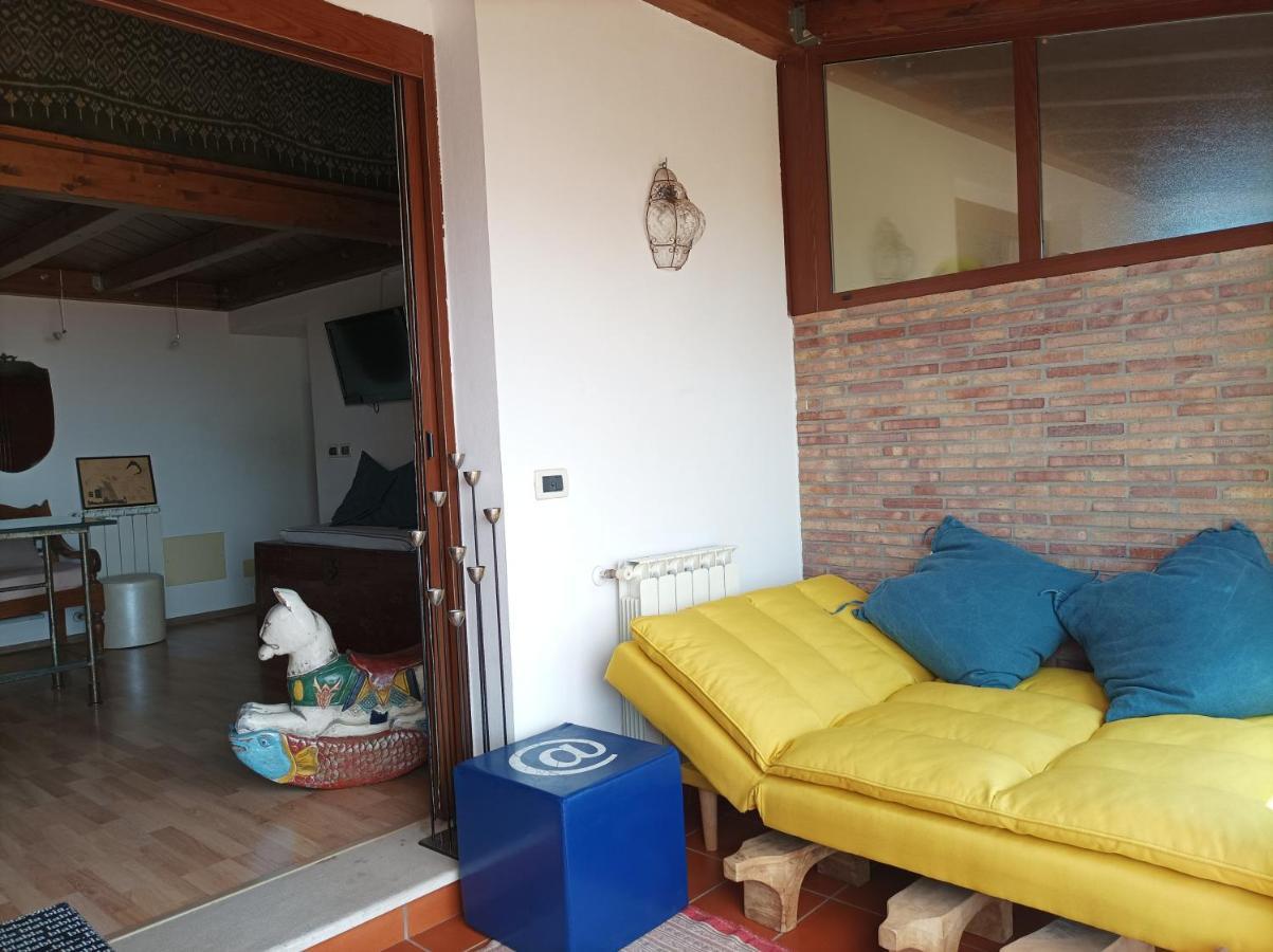 Aly Art Apartment Taormina Duomo, Gulf & Etna View Buitenkant foto